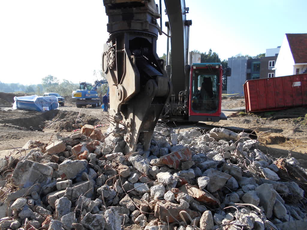 Bouwmateriaal wordt gescheiden en gerecycled